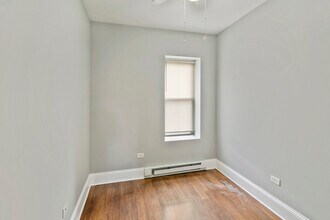 115 N Hickory St in Joliet, IL - Building Photo - Building Photo