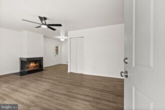 7415 Tillman Dr in Falls Church, VA - Building Photo - Building Photo