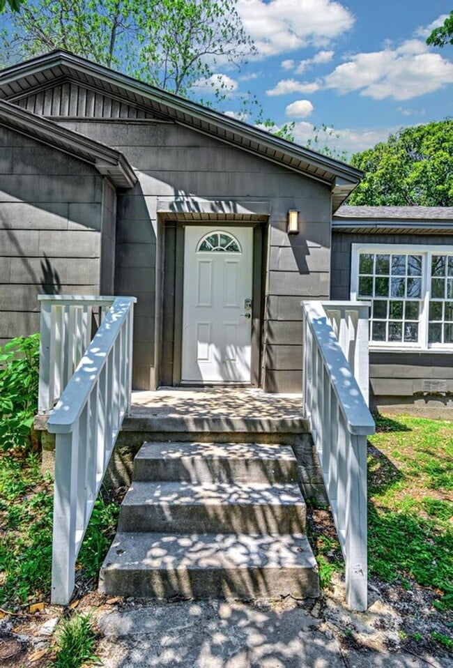 2009 Live Oak Ave in Waco, TX - Building Photo - Building Photo