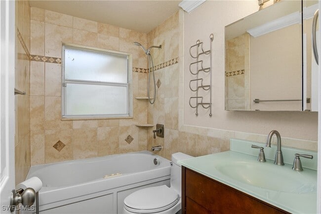 property at 1687 N Flossmoor Rd