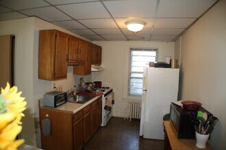 707 W Haverford Rd, Unit 707-4 in Bryn Mawr, PA - Building Photo - Building Photo