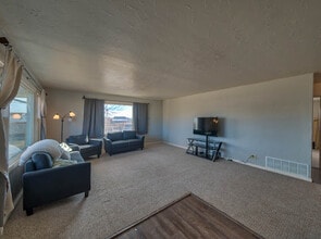 10 Dogwood Rd in Cody, WY - Building Photo - Building Photo