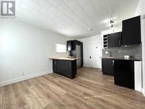 131 Reserve St in Mississippi Mills, ON - Building Photo - Building Photo