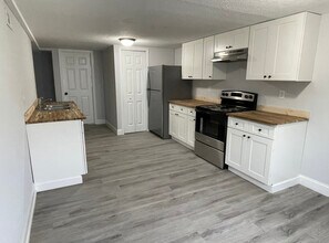 3106 Greenway Dr in Knoxville, TN - Building Photo - Building Photo