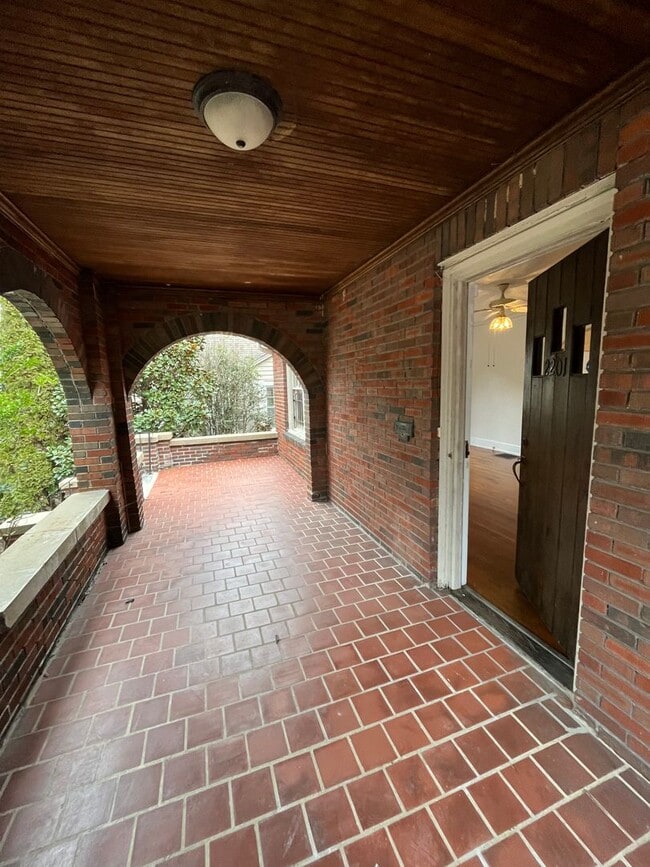 2201 21st Ave S in Birmingham, AL - Building Photo - Building Photo