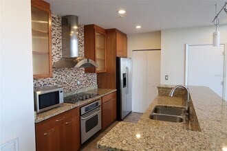 1002 Channelside Dr in Tampa, FL - Building Photo - Building Photo