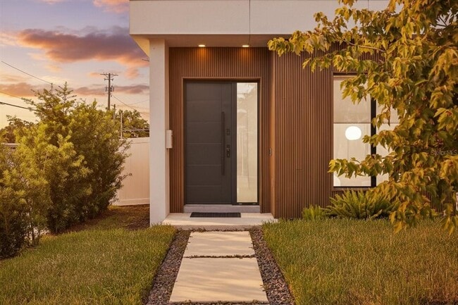 423 W Amelia Ave in Tampa, FL - Building Photo - Building Photo