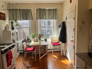 76 Prince St, Unit 10 in Boston, MA - Building Photo - Building Photo