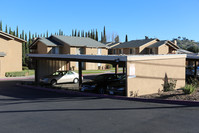 Trinity Apartments in El Cajon, CA - Foto de edificio - Building Photo