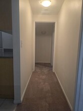 7970 N Nob Hill Rd in Tamarac, FL - Building Photo - Building Photo