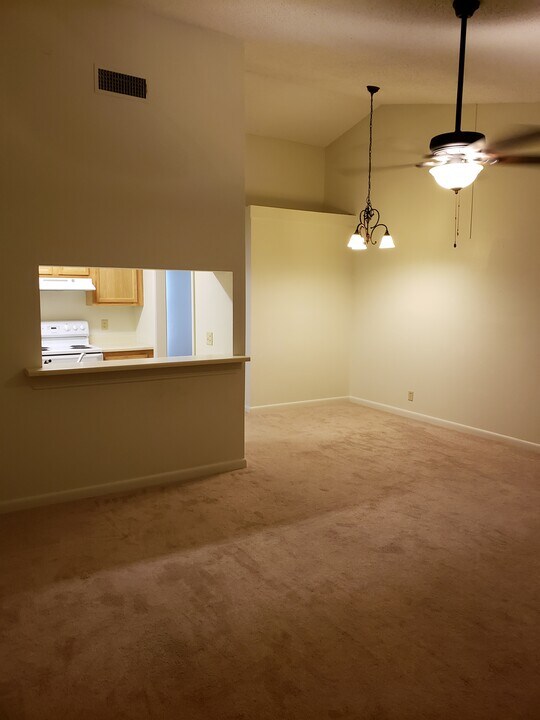 201 Woodale Drive, Unit A in Monroe, LA - Building Photo