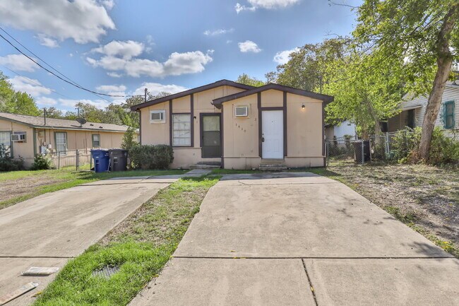 property at 1410 Avant Ave