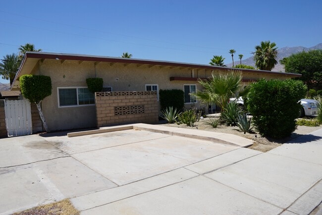 property at 3913 E Calle De Ricardo