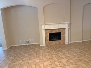 1725 Running River Dr in Desoto, TX - Building Photo - Building Photo