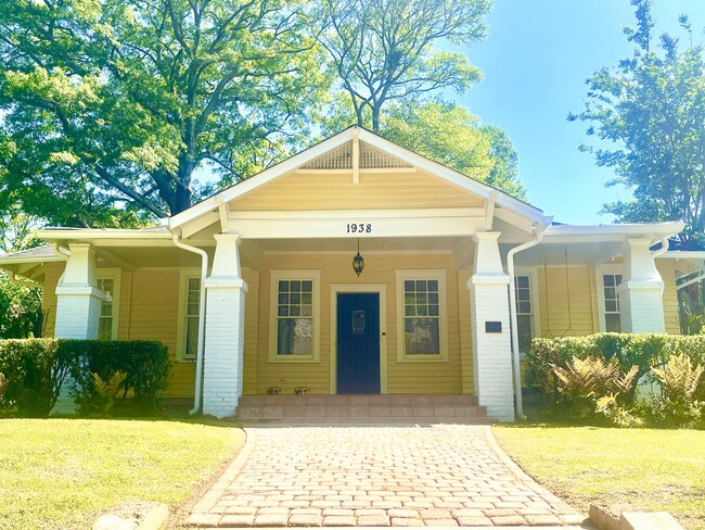 1938 Cambridge Ave in College Park, GA - Building Photo - Building Photo