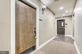 1107 S Walter Reed Dr in Arlington, VA - Building Photo - Building Photo