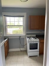1340 Yale Ave in Richmond Heights, MO - Building Photo - Building Photo