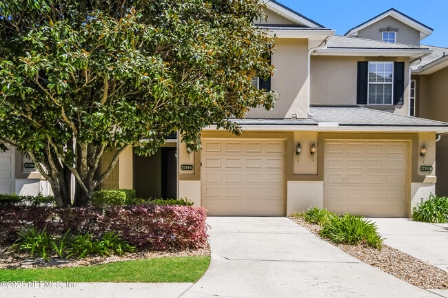 property at 3735 Creswick Cir