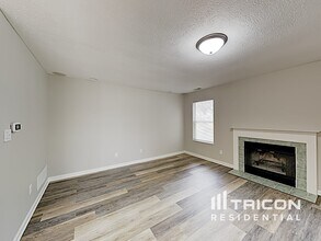 6628 Waterstone Dr in Indianapolis, IN - Building Photo - Building Photo