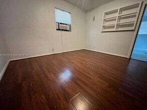 3736 Jackson Blvd in Fort Lauderdale, FL - Building Photo - Building Photo