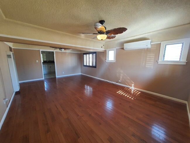 2647 Independence Ave, Unit A in Huntington Park, CA - Building Photo - Building Photo