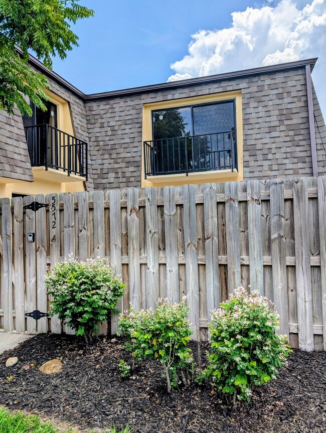 property at 5572 Malt Dr