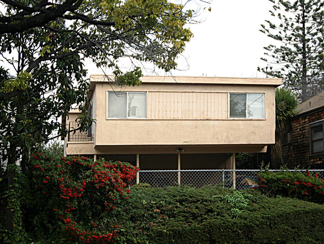 1933 Stuart St in Berkeley, CA - Building Photo - Building Photo