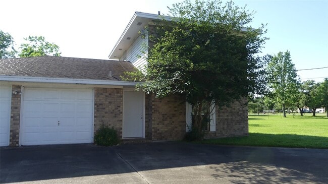 15606 Santa Fe Dr