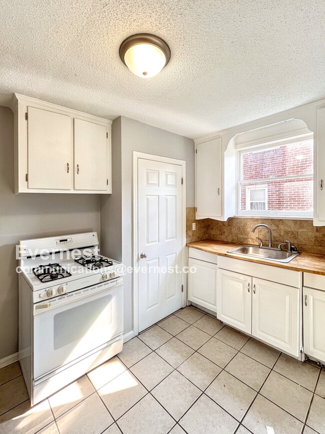 12076 Laing St in Detroit, MI - Building Photo - Building Photo