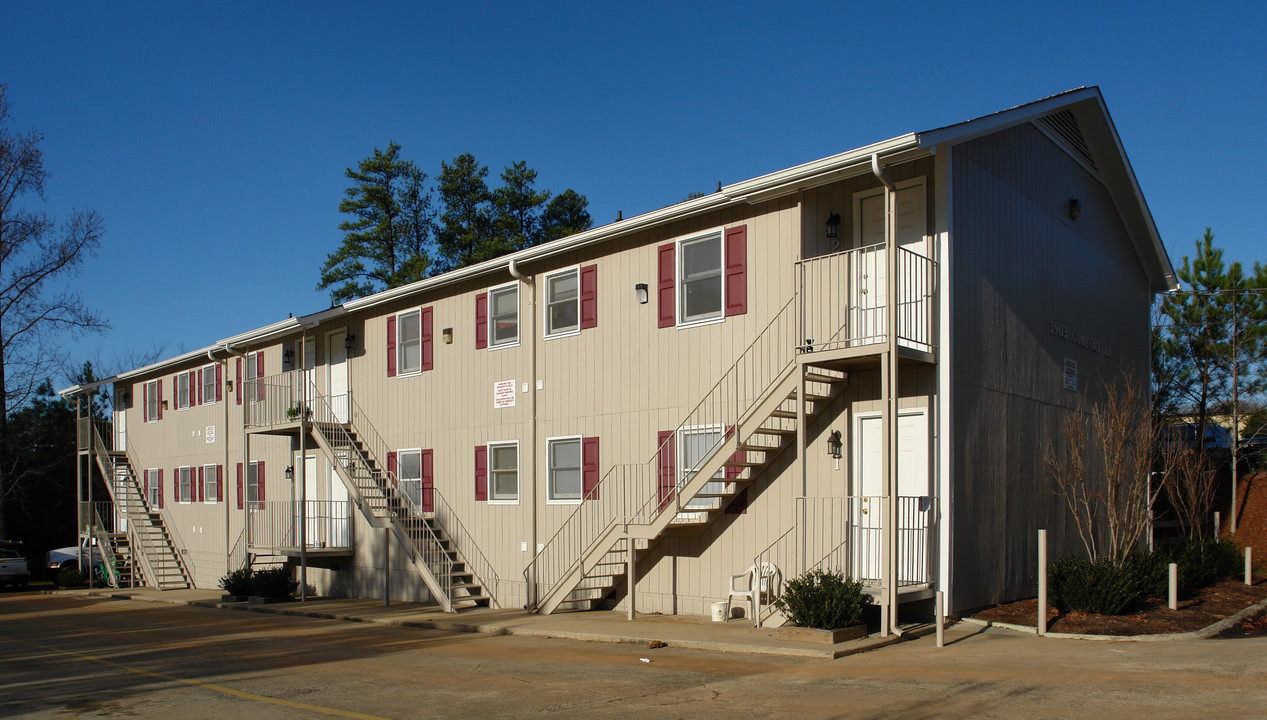 Welcome to The Trestles Apartments in Durham, NC - Building Photo