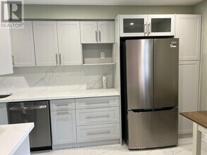 70 Lady Churchill Ct in Toronto, ON - Building Photo - Building Photo