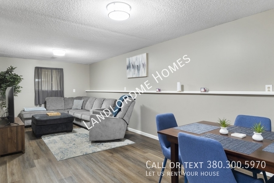 1849 Mountain Oak Rd in Columbus, OH - Building Photo