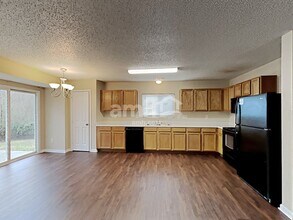 10707 Parnie Ct in Charlotte, NC - Building Photo - Building Photo
