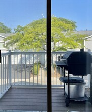 1115 Eisenhower Ct in Vernon Hills, IL - Building Photo - Building Photo