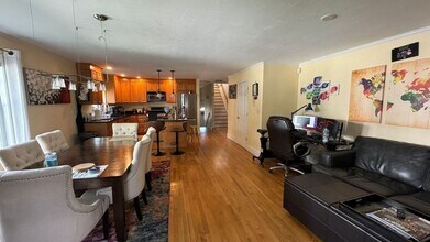 343 Quarry St in Quincy, MA - Building Photo - Building Photo