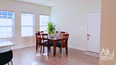 3272 Village Park Ave in Keswick, VA - Building Photo - Building Photo