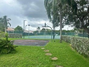 8563 SW 115th Ct in Miami, FL - Building Photo - Building Photo