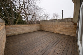 584 Huron St in Toronto, ON - Building Photo - Building Photo