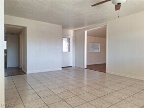 4313 Nolan Ln in Las Vegas, NV - Building Photo - Building Photo