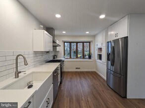 26 Forest Hill Dr in Cherry Hill Township, NJ - Building Photo - Building Photo