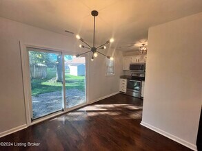 10430 Going Ct in Louisville, KY - Building Photo - Building Photo