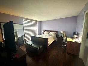 5249 NW 7th St, Unit Horizons West in Miami, FL - Building Photo - Building Photo