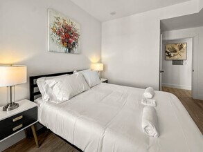 2400 E Huntingdon St in Philadelphia, PA - Building Photo - Building Photo