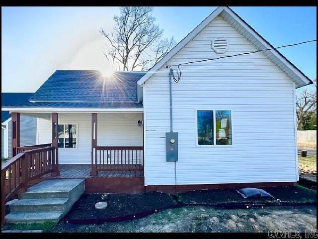 property at 603 S 1st St