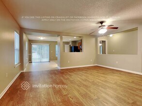 956 Morning Light Rd in Jacksonville, FL - Building Photo - Building Photo