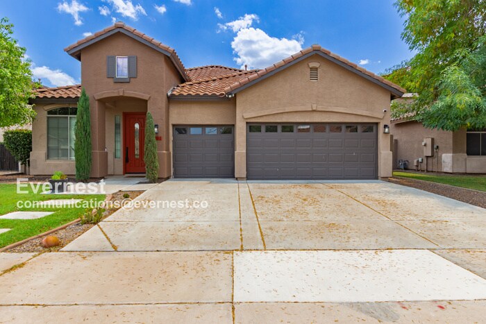8791 W Lane Ave in Glendale, AZ - Building Photo