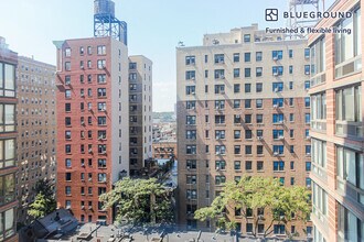 255 W 94th St in New York, NY - Building Photo - Building Photo