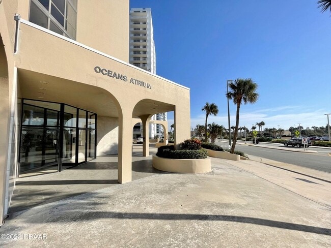 3023 S Atlantic Ave in Daytona Beach Shores, FL - Building Photo - Building Photo