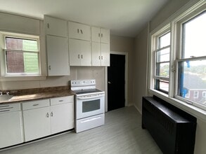 77 Hazen St in Saint John, NB - Building Photo - Building Photo