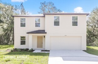10811 N Hatari Dr in Citrus Springs, FL - Building Photo